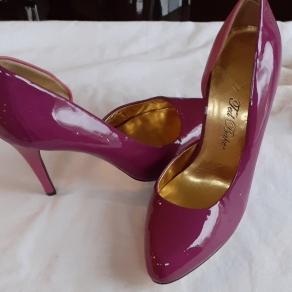 Shoes - Picture 4 of 4